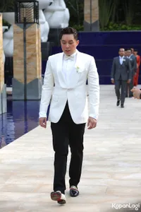 Pernikahan Edric Tjandra, Penuh Haru - Luna Maya Pun Menangis