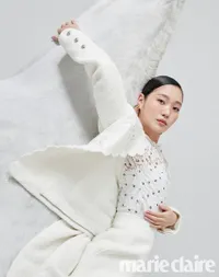 Pemotretan Kim Go Eun dengan Kuda Maximus, Kanjeng Ratu Republic Corea