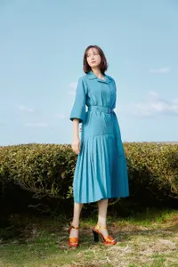 Pemotretan Lee Na Young Istri Won Bin di 2021, Rambut Pendek Bikin Makin Fresh