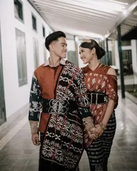 Pemotretan Prewed Terbaru Kaesang Pangarep dan Erina Gudono di Istana Mangkunegaran, Pamer Kemesraan Pakai Outfit Kain Songket