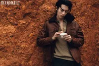 Pemotretan Terbaru Dylan Wang, Unik di Perkebunan Hingga Pamer Perut Kotak-Kotak