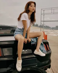 Pemotretan untuk Converse, Begini Potret Cantik Seulgi Red Velvet
