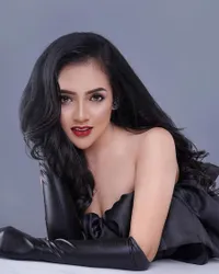 Penampilan Berubah Drastis, Potret Terbaru Clara Gopa Duo Semangka Yang Bikin Pangling - Pipi Tirus Bak Boneka Disorot