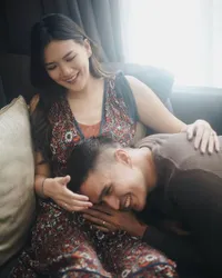 Penantian Empat Tahun Untuk Hamil, Ini Potret Marcel Chandrawinata dan Istri Bahagia Menunggu Kehadiran Anak Pertama
