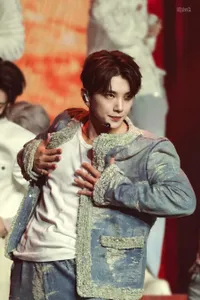 Penasaran Kecocokan Cewek Cancer dengan Joshua SEVENTEEN yang Berzodiak Capricorn? Cari Tahu Yuk!