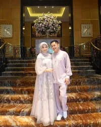 Pengalaman Fitri Carlina Pertama Kali Ramadan Tahun Ini Jauh dari Suami Tercinta
