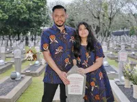 Pengobat Rasa Rindu, Ini 10 Potret Keluarga SBY Ziarah Makam Mendiang Ibu Ani Yudhoyono 