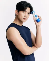 Perankan Vampir di Drama 'HEARTBEAT', Berikut 8 Potret Ganteng Ok Taecyeon yang Bikin Para Cewek Klepek-Klepek
