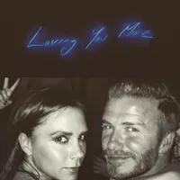 Perayaan Ultah Victoria Beckham, Romantis Bareng David & Anaknya
