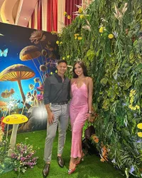 Perdana Bertato Langsung Bucin, Potret Millen Cyrus Pamer Tato Couple dengan Pacar Baru Inisial Nama Satu Sama Lain - Posisinya Bikin Netizen Salfok