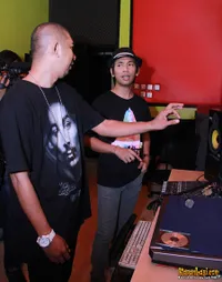 Perdana, Ryan d Masiv Bikin Lagu Dangdut Untuk Wanita Cantik Ini