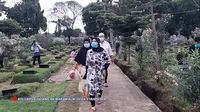 Peringati Hari Ulang Tahun, Intip Potret Keluarga Olga Syahputra Berziarah ke Makam Mendiang Sang Artis