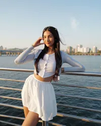 Perjalanan Karier Anya Geraldine, Dulu Viral Gara-Gara Mesra bersama Pacar di Bali - Kini Jadi Aktris Bintangi Film hingga Web Series