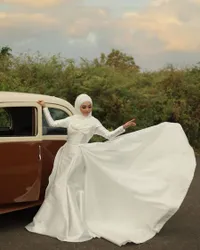 Permisi, Ibu Dua Anak Mau Lewat! 8 Potret Ega Noviantika Cantik Memukau di Photoshoot Terbaru - Netizen: Kayak Gadis ABG