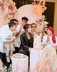 Pertama Kali Gelar Pesta Seumur Hidup, Ini 8 Potret Ulang Tahun Fuji yang Seolah Dihadiri Mendiang Vanessa Angel dan Bibi Ardiansyah