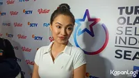 Pertama Kali Perankan Karakter Berhijab di Film, Caitlin Halderman Akui Sudah Pengin Kenakan Kerudung