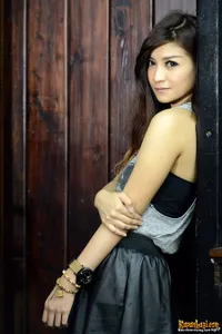 Pesona Cantik Egha Latoya, Bidadari Baru di Rumah Ahmad Dhani
