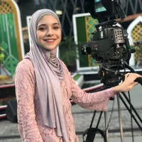 Pesonanya Meneduhkan Hati, 9 Potret Isabelle Tramp Anak Ayu Azhari yang Umurnya Baru 16 Tahun Tapi Kecantikannya Sukses Saingi Sang Mama