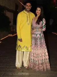 Pesta Diwali Big B, Meriah Bertabur Superstar Papan Atas Bolly!
