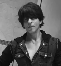 Pesta Tahun Baru di Rumah Shahrukh Khan, Aryan Khan Tetap Cool Sementara AbRam Khan Nggemesin Banget