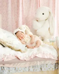 Photoshoot Anak Kedua Billy Davidson dan Patricia Devina, Bayi Mungil Udah Bisa Senyum Saat Difoto
