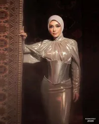 Photoshoot Terbaru Celine Evangelista, Tampilkan Aura Glamor