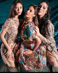 Pomotretan Yuki Kato, Valerie Thomas dan Anya Geraldine Dalam Balutan Busana Mewah, Tampil Sensual - All Out Basah-basahan
