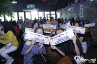 Pose Bahagia Fans EXO Indonesia di Acara Kapanlagi EXO-L Playground, Ada Fanboy - Ada yang Bawa Anak