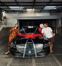 Potret Aaliyah Massaid Dapat Kado Mobil Mewah dari Thariq Halilintar, Harganya Miliaran