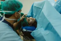 Potret Aaliyah Massaid Melahirkan, Thariq Halilintar Ungkap Nama Anak - Masih Rahasiakan Wajah