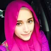Potret Adelia Istri Pasha Ketika Berhijab, Makin Cantik Syahdu
