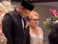 Potret Akad Nikah Virgoun dan Lindi, Salting Hingga Saling Cium Tangan