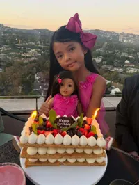 Potret Amaira Jost, Anak Farah Quinn yang Kini Makin Cantik & Hobi Main Golf