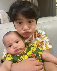 7 Potret Anak Selebriti yang Ikut Puasa di Bulan Suci Ramadhan, Kecil-Kecil Semangat Cari Pahala