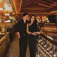 Potret Andrew Andika Rayakan Ulang Tahun Pacar Barunya, Mantan Istri Galau Gak Bisa Nonton Konser M2M