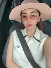 7 Potret Angel Karamoy Asyik Liburan di Toscana Valley Thailand, Tampil Cantik dengan Outfit Simple