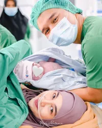 Potret Anisa Rahma Melahirkan Anak Ketiga, Bayi Perempuan Bernama Sangat Cantik - Diiringi Tangis Haru Sang Suami 