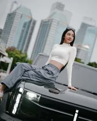 Potret Anya Geraldine Pamer Perut Langsing Idaman Semua Orang, Body Goals Banget