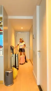 Potret Apartemen Awkarin di Australia, Kangen ART Saat Beres-Beres