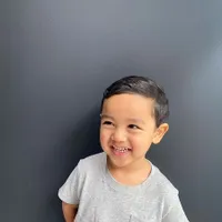 Potret Arif Jiwa Asyraf Cucu Siti Nurhaliza yang Makin Ganteng, Fashionable Abis