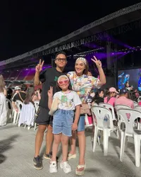 Potret Ashanty dan Arsy Nonton BLACKPINK di Thailand, Seneng Banget Ketemu Mamanya Lisa