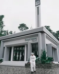 Potret Atta Halilintar Resmikan Masjid Kelima di Bulan Ramadan, Berharap Bisa Bangun Lagi Tahun Depan