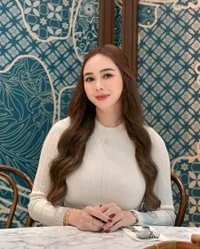 Potret Aura Kasih Nostalgia Zaman Sibuk Sebelum Punya Anak, Kini Dirinya Sudah Banyak Berubah
