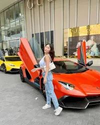 Potret Ayu Thalia yang Ngaku Digoda Rizky Billar Saat Jadi Sales Mobil Mewah, Dulu Sempat Berseteru Dengan Nicholas Sean Anak Ahok