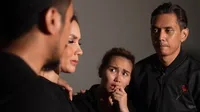 Potret Ayu Ting Ting Sumringah Dirangkul Wisnu Hardana Adik Sara Wijayanto yang Ganteng Banget, Komentar Demian Jadi Sorotan