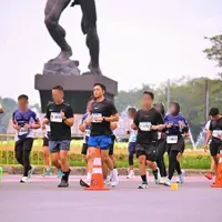 Potret Azriel Hermansyah Ikut Half Marathon, Bahagia & Finish Strong