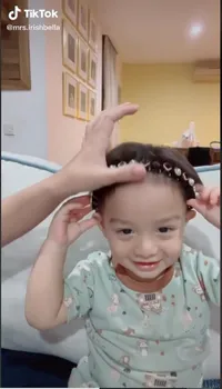 Potret Baby Air Anak Irish Bella dan Ammar Zoni Gemes Banget Pamer Pakai Bando - Senyum Senang Sampai Joget-joget