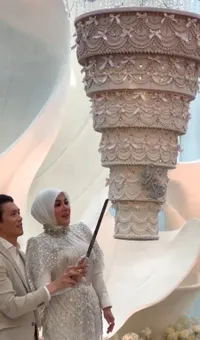 Potret Baby Princess R Rayakan Ultah Bareng Syahrini, Gemesin Banget