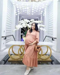 Potret Babybump Momo Geisha Jelang Melahirkan, Sudah Siap Jadi Ibu 2 Anak - Belum Umumkan Jenis Kelamin 