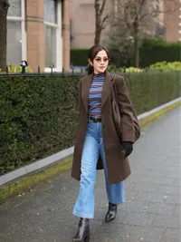 Potret Bella Bonita Pakai Outfit Berkelas, Auranya Mahal Banget